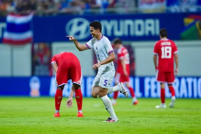 Truyền thông Thái Lan nhắc đến ĐT Việt Nam tại AFF Cup | KUWIN